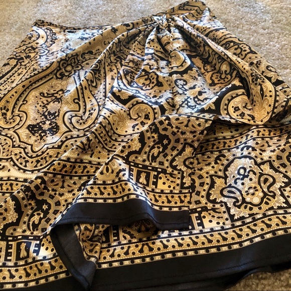 Silky Wrap Style Skirt - Picture 6 of 10